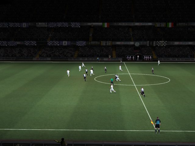 FIFA Soccer 2004 - screenshot 13