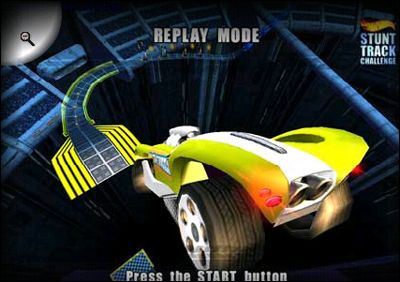 Hot Wheels: Stunt Track Challenge - screenshot 1